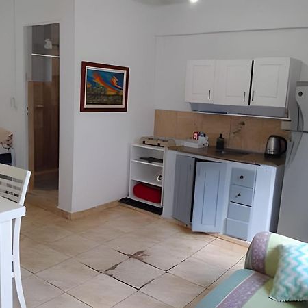 Sencillo Alojamiento Entrando A La Ciudad Apartment Posadas Ngoại thất bức ảnh